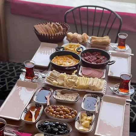בית אירוח Mavi Ege Butik Otel *